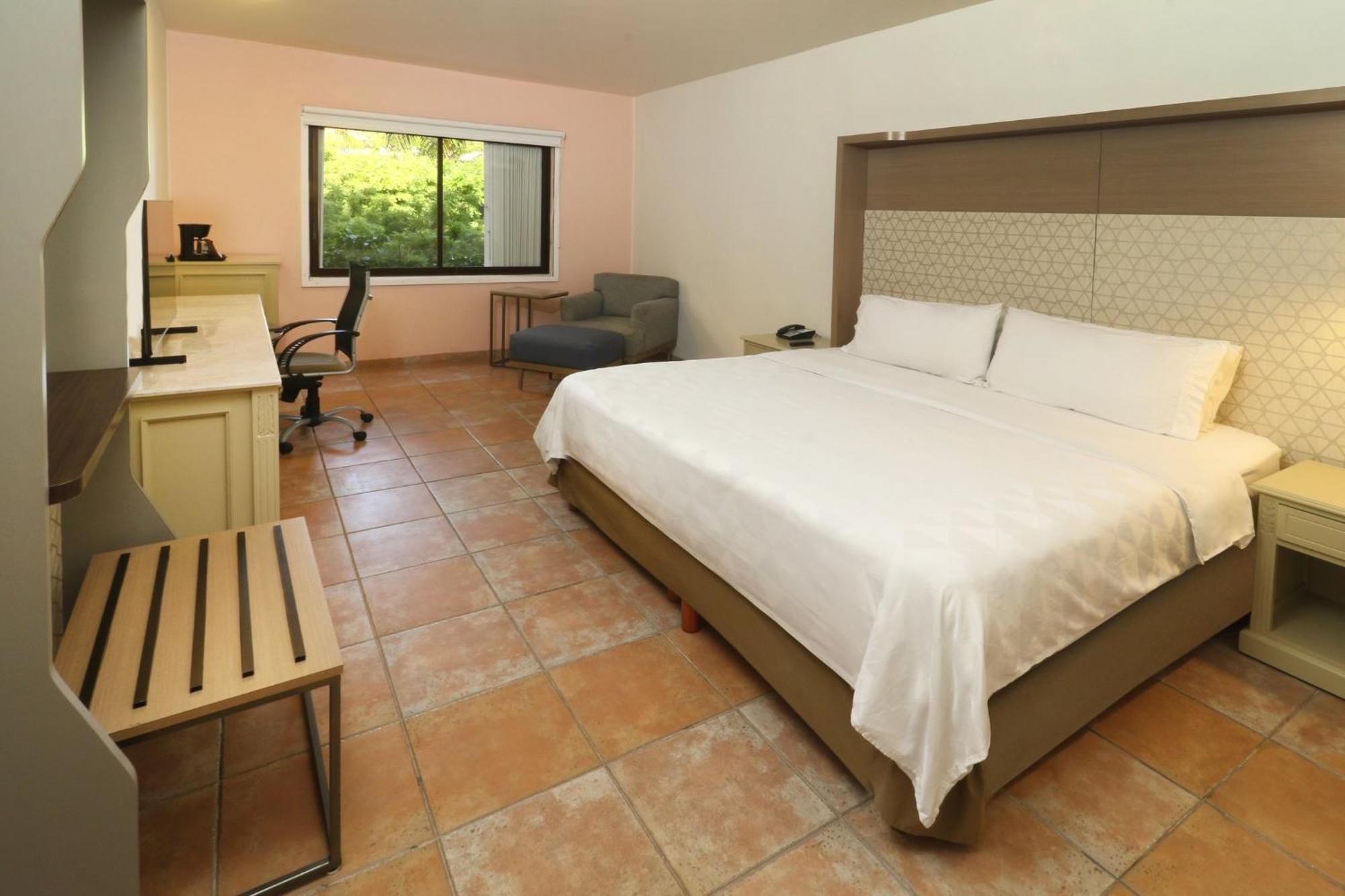Holiday Inn Ciudad Del Carmen By Ihg Exterior foto